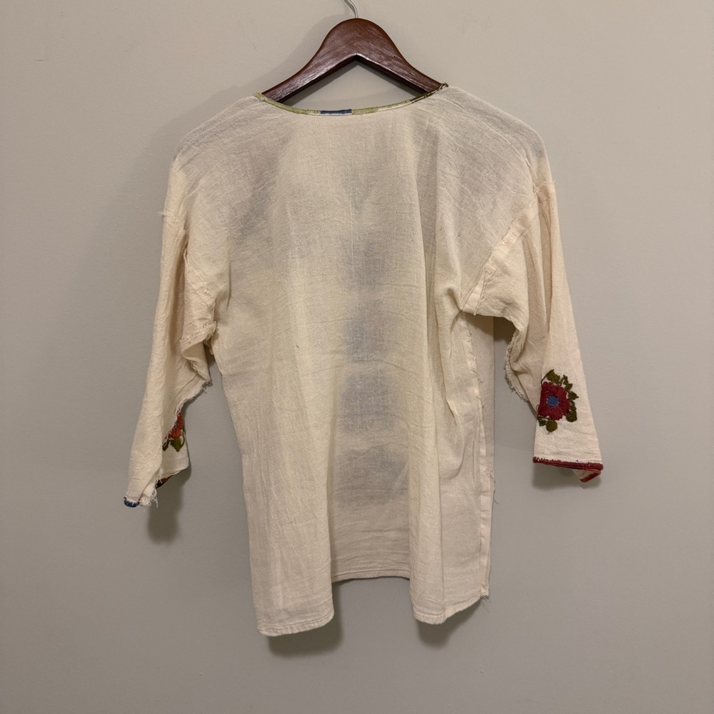 Embroidered Top Blouse Women S/M Flowers Cottagecore Whimsical Hippie 70s Dainty - Picture 11 of 13